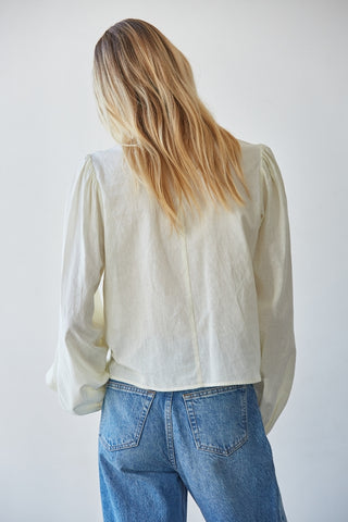 Halle Top