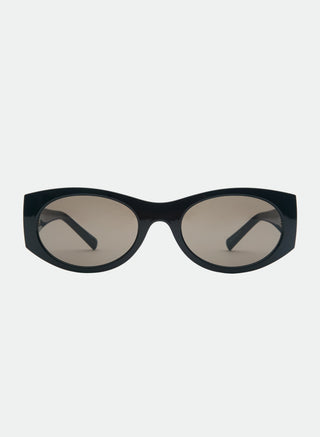 Grace sunglasses in Black/Smoke