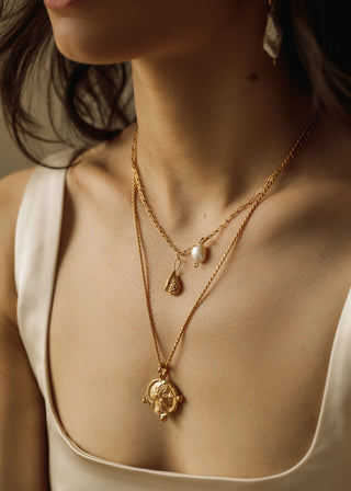 Athena's Allegory Necklace - Gold