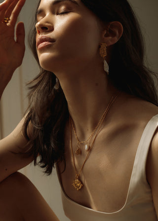 Athena's Allegory Necklace - Gold