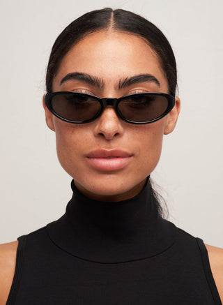 Kenny sunglasses in Black/Smoke