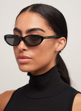 Kenny sunglasses in Black/Smoke