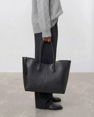 Gaia Tote Bag - Black Leather