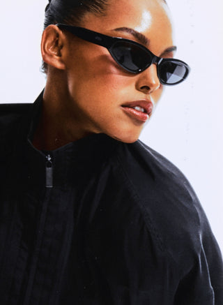 Onyx sunglasses in Black/Smoke