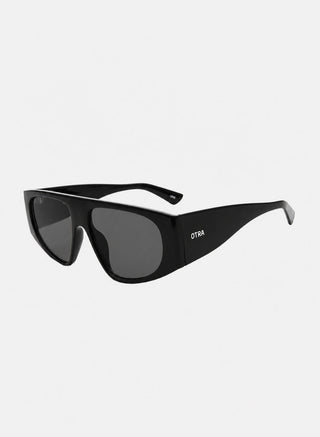 Spinel sunglasses in Black/Smoke