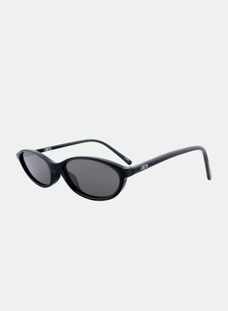 Hazel sunglasses in Black/Smoke