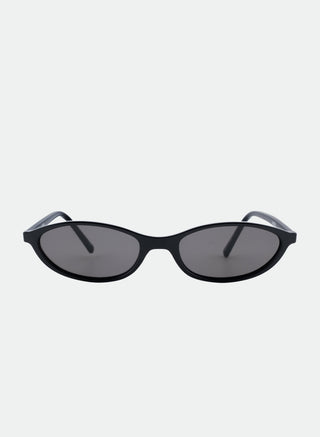Hazel sunglasses in Black/Smoke