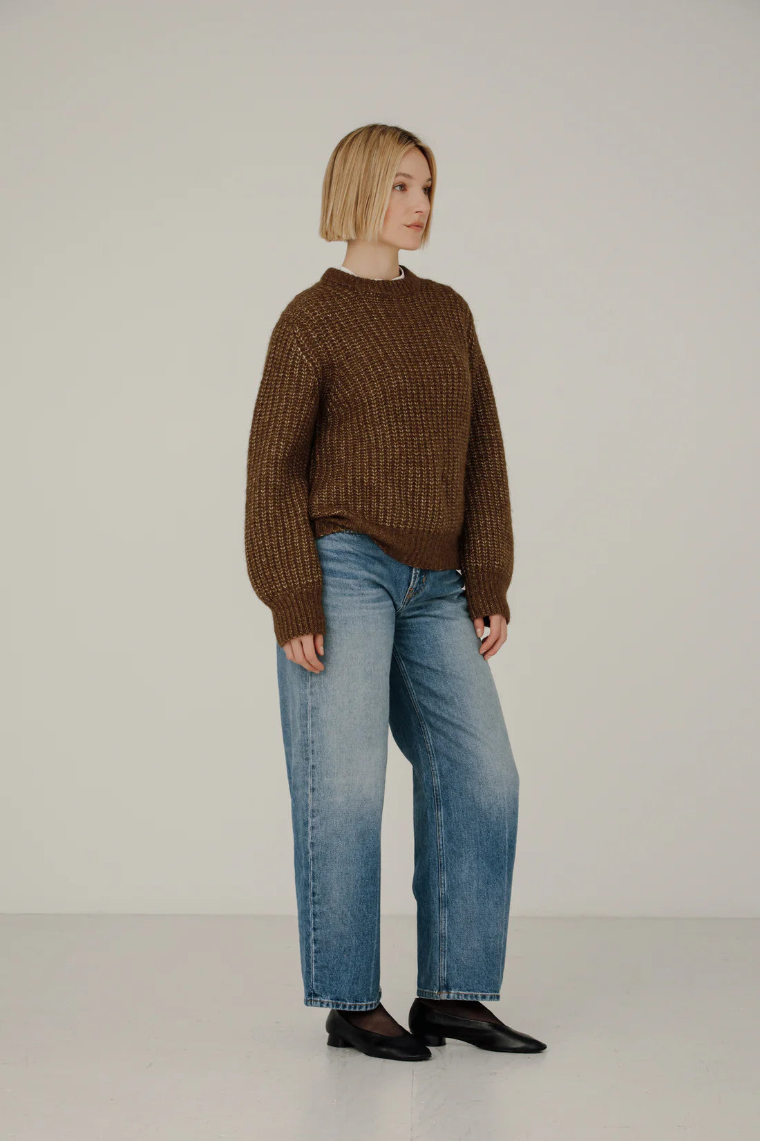 CORA CREW NECK