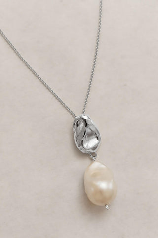 Mountain Pearl Necklace